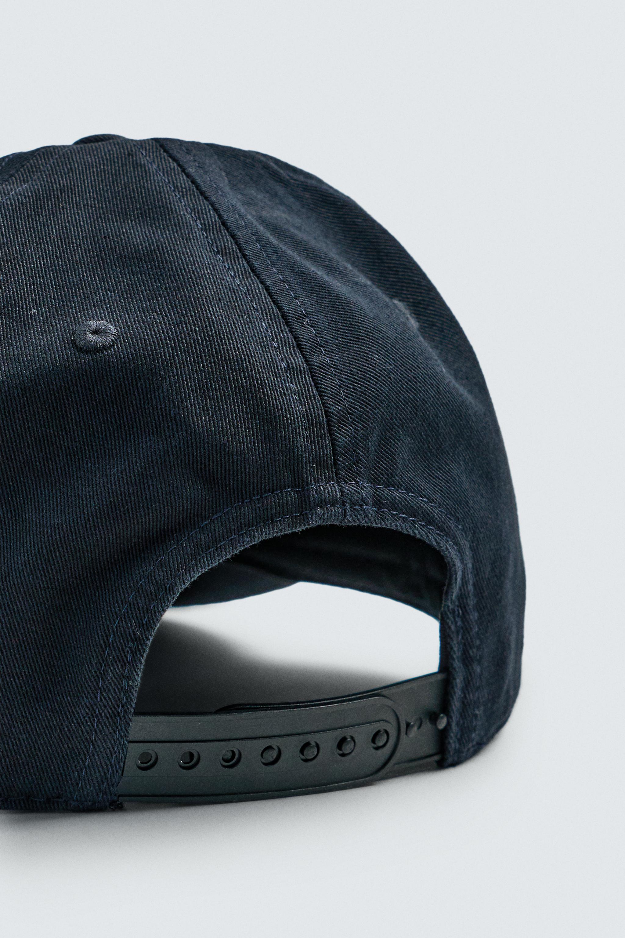 CASQUETTE EN COTON AARON LEVINE X ZARA
